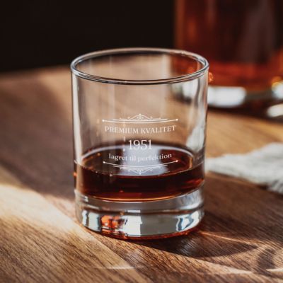 Whiskyglas med årstal gravering